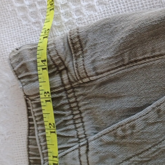 AE Shorts Size 6 - Picture 7 of 10